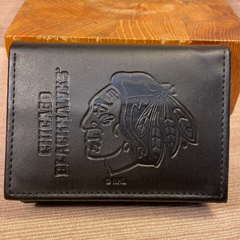 Chicago Blackhawks NHL genuine leather wallet